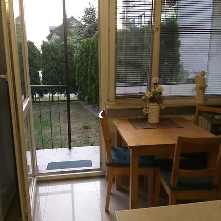 Apartament Z Ogrodem Tychy Exterior photo